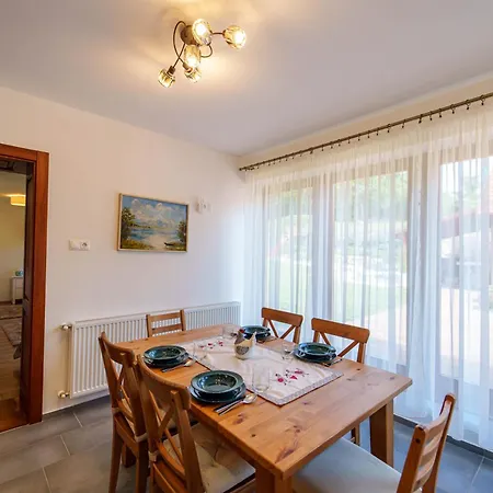 Vegallomas Vendeghaz Holiday home